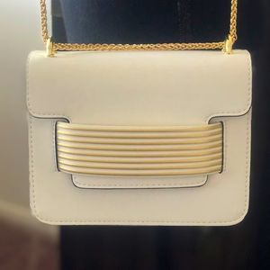 Gianni Bini white & gold cross body bag
